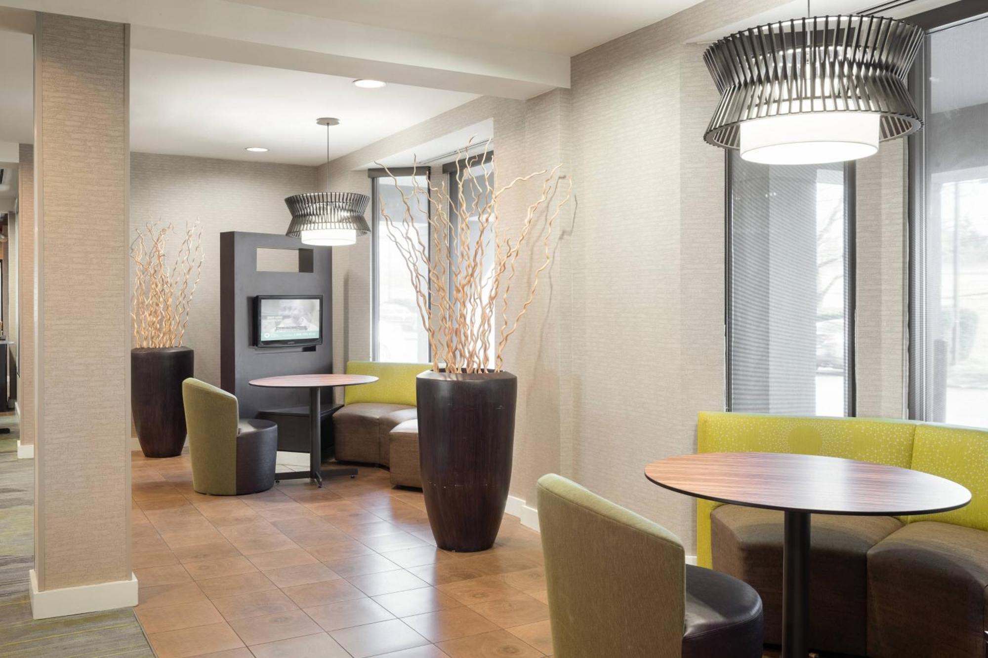 Courtyard By Marriott Princeton Exterior photo
