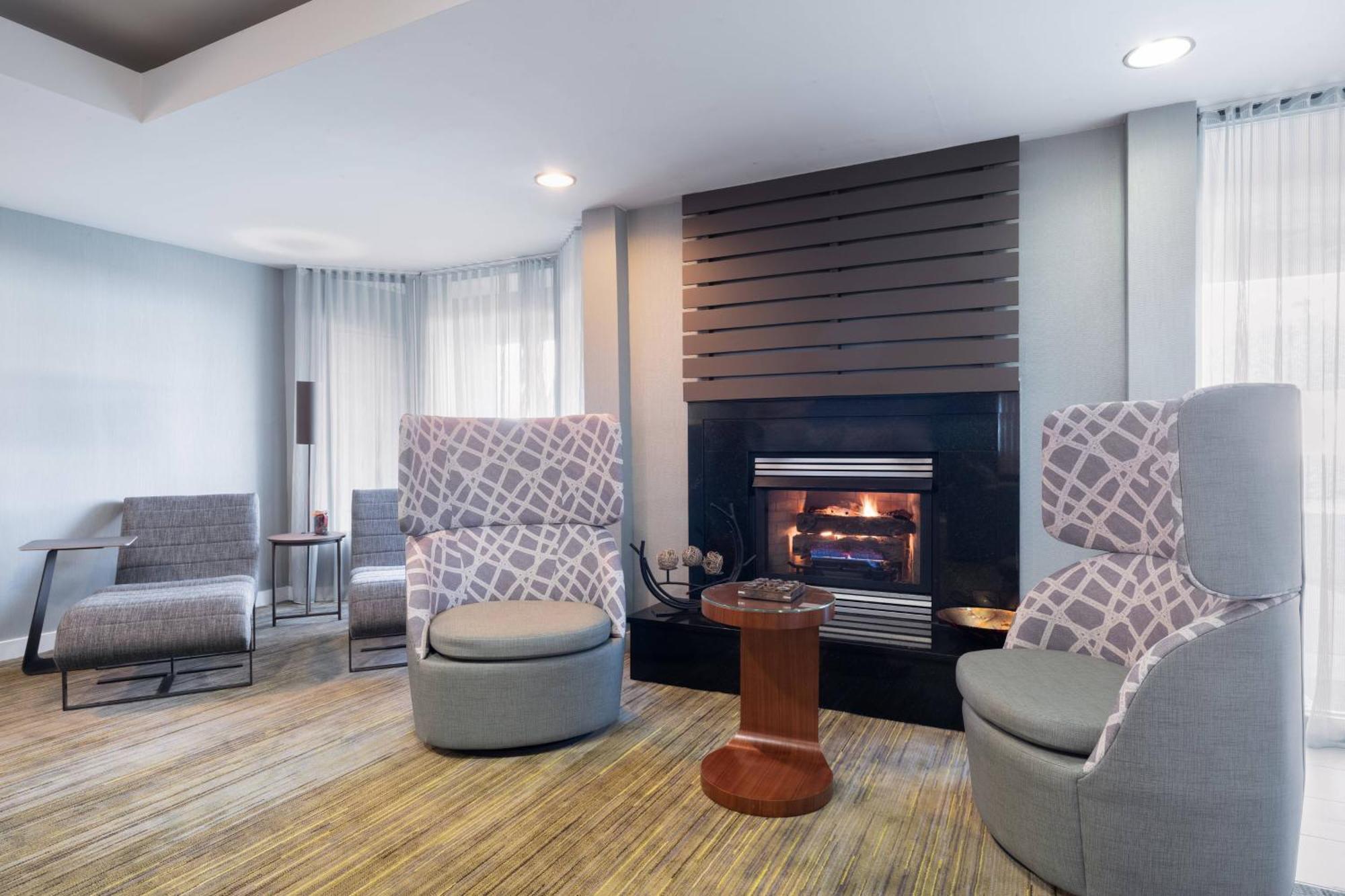 Courtyard By Marriott Princeton Exterior photo